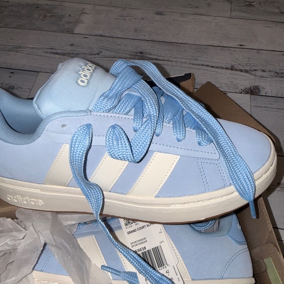 NIB Adidas Grand Court Alpha 00s - Picture 2 of 5